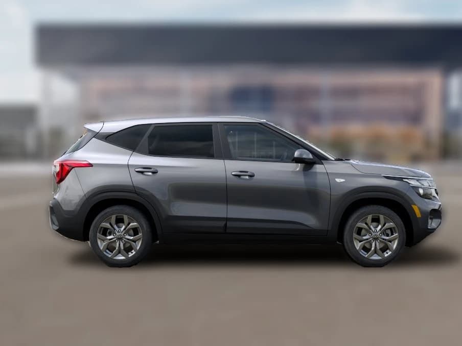 Kia Seltos LX FWD 2026 — side view