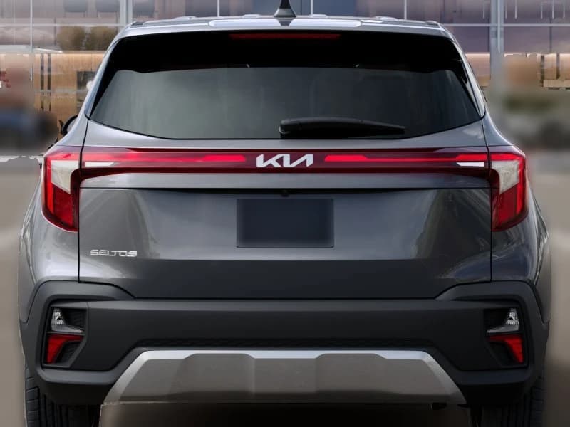 Kia Seltos LX FWD 2026 — side view