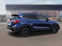 Kia Seltos EX FWD 2026 — side view