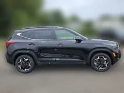 Kia Seltos EX IVT AWD 2025 — side view