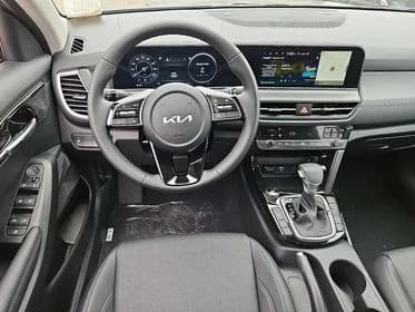Kia Seltos EX IVT AWD 2025 — side view