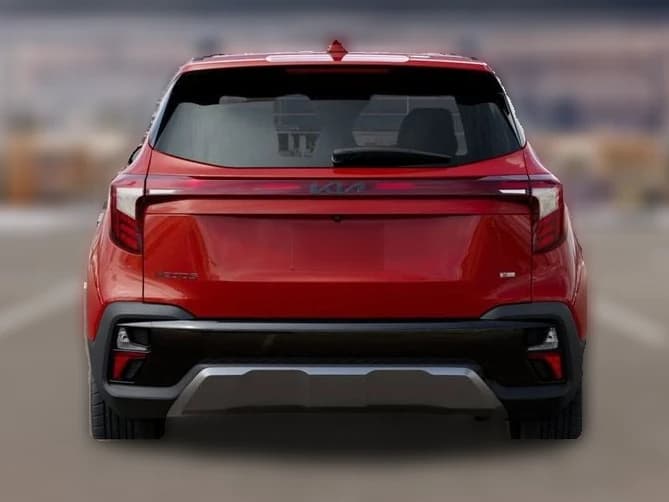 Kia Seltos X-Line DCT AWD 2025 — side view