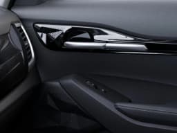 Kia Seltos X-Line DCT AWD 2025 — side view