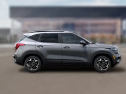 Kia Seltos S AWD 2026 — side view