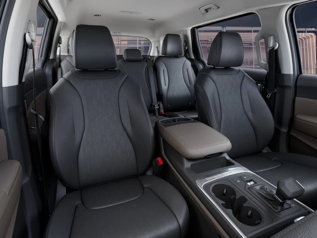 Kia Carnival LX FWD 2027 — side view