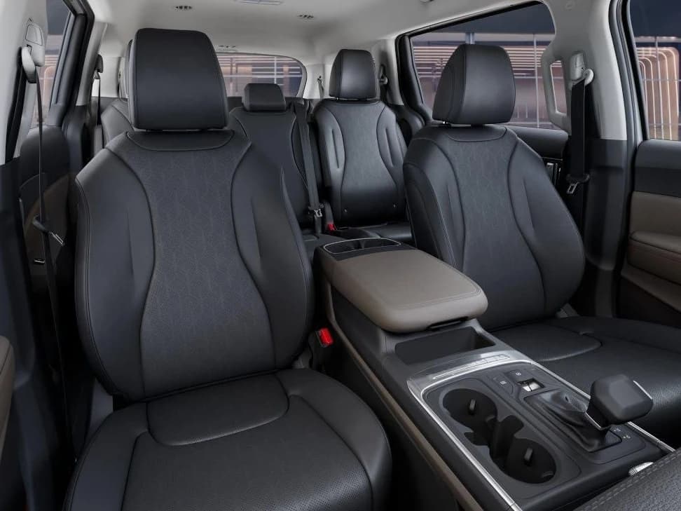 Kia Carnival LX FWD 2027 — side view