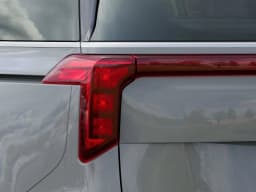 Kia Carnival LXS FWD 2027 — side view