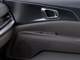 Kia Carnival LXS FWD 2027 — side view