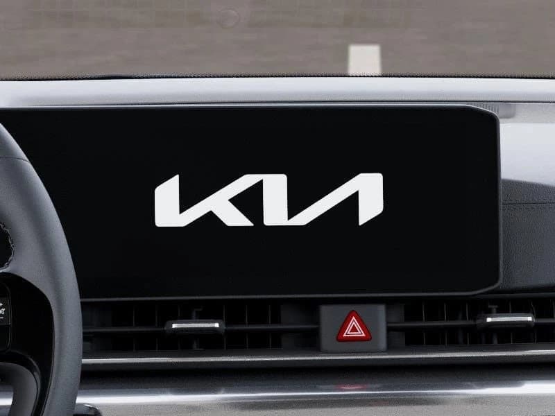Kia Carnival LX FWD 2027 — side view
