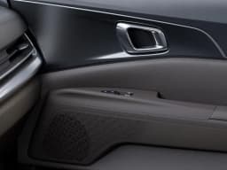 Kia Carnival LX FWD 2027 — side view
