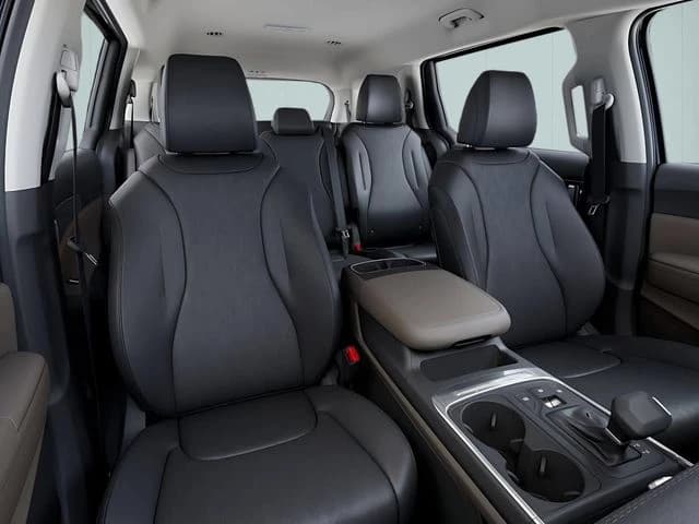 Kia Carnival LXS FWD 2026 — side view
