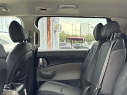 Kia Carnival LXS FWD 2027 — side view
