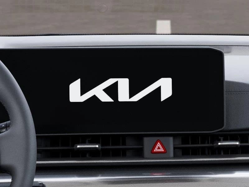 Kia Carnival LXS FWD 2026 — side view