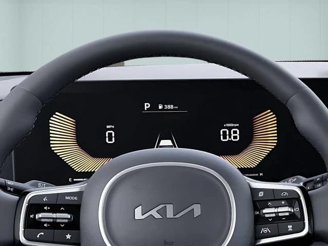 Kia Carnival LXS FWD 2026 — side view