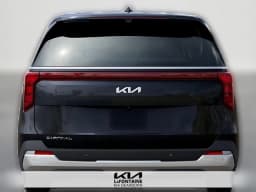 Kia Carnival LX FWD 2026 — side view