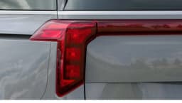 Kia Carnival LX FWD 2027 — side view