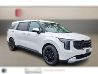 Kia Carnival LXS FWD