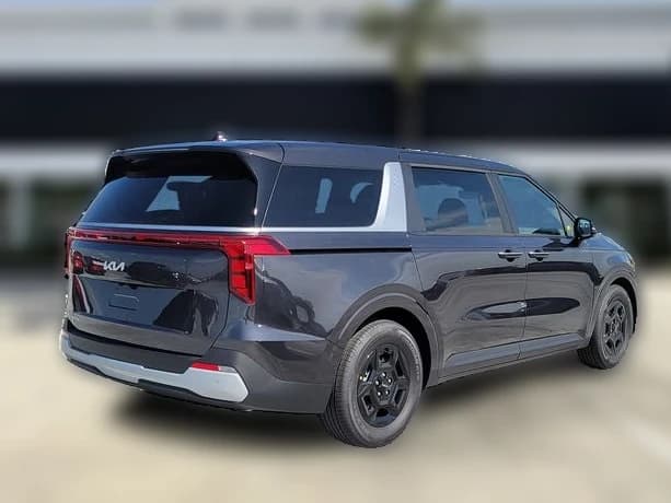 Kia Carnival LX FWD 2027 — side view