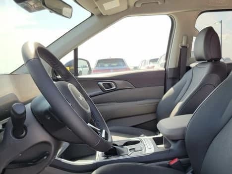 Kia Carnival LX FWD 2027 — side view