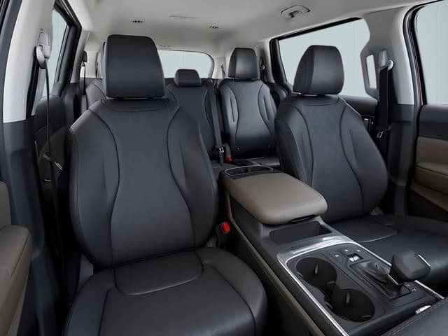 Kia Carnival LX FWD 2026 — side view