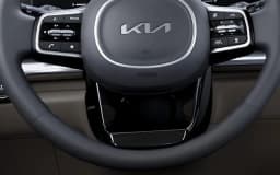 Kia Carnival LX FWD 2026 — side view