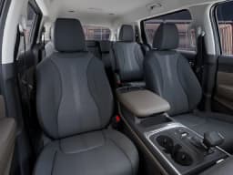 Kia Carnival LX FWD 2027 — side view