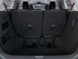 Kia Carnival LX FWD 2027 — side view