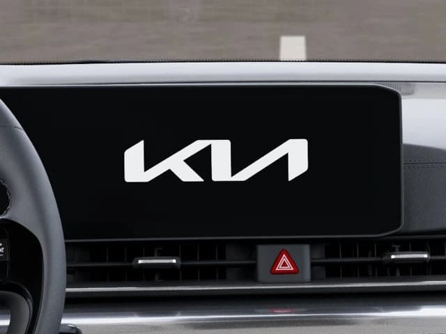 Kia Carnival LX FWD 2027 — side view