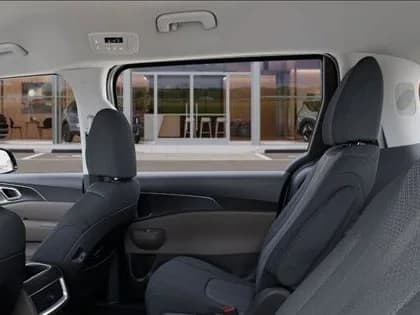 Kia Carnival LX FWD 2027 — side view