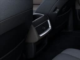 Kia Carnival LX FWD 2027 — side view