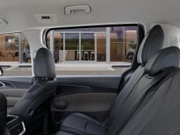 Kia Carnival LXS FWD 2027 — side view