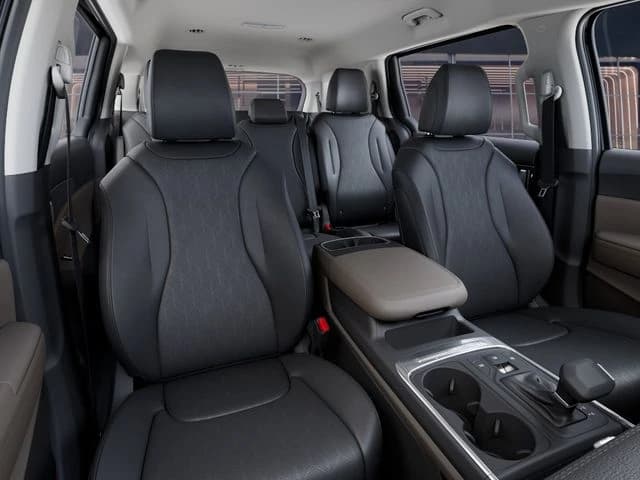 Kia Carnival LXS FWD 2026 — side view