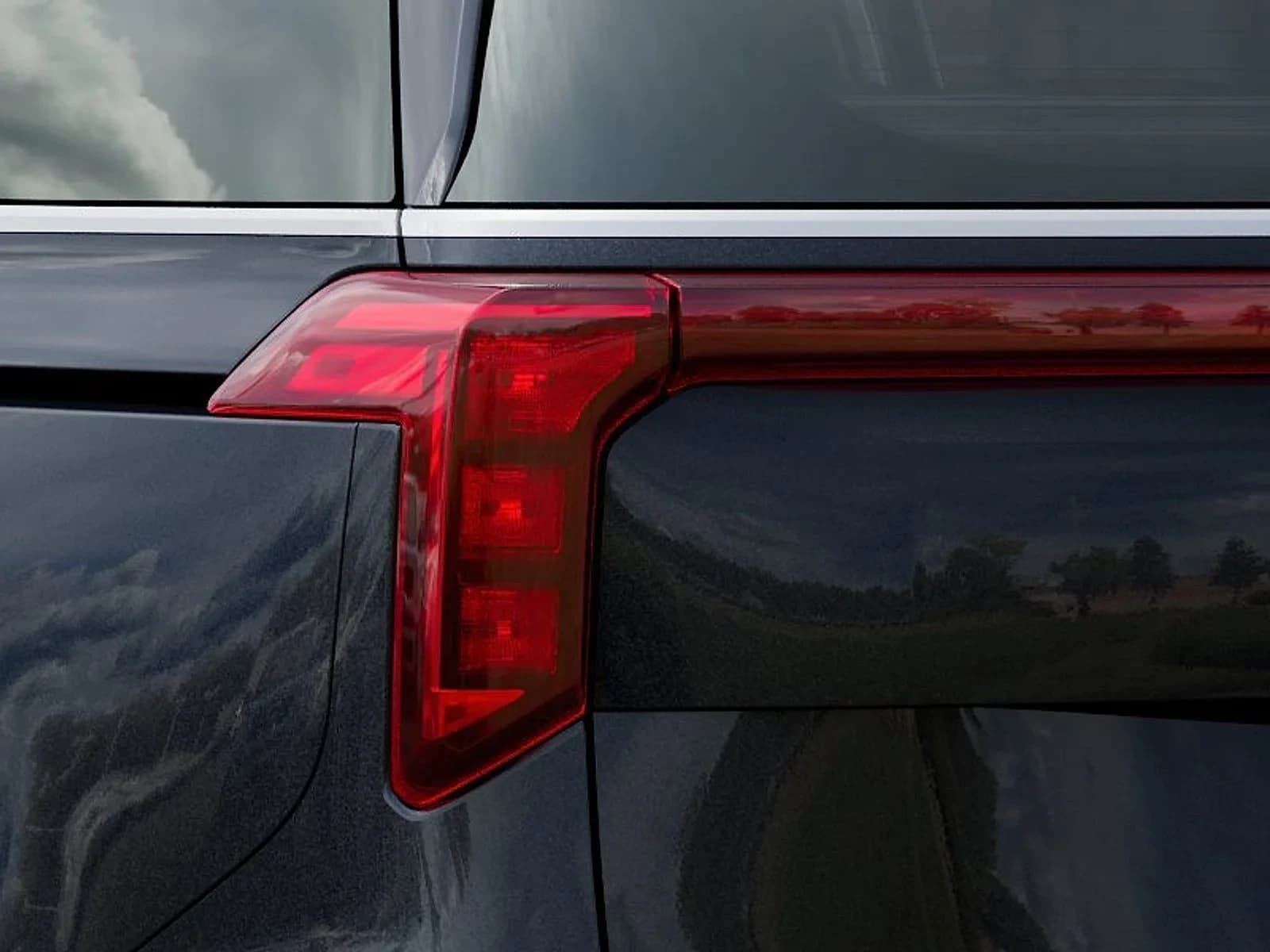 Kia Carnival LX FWD 2027 — side view