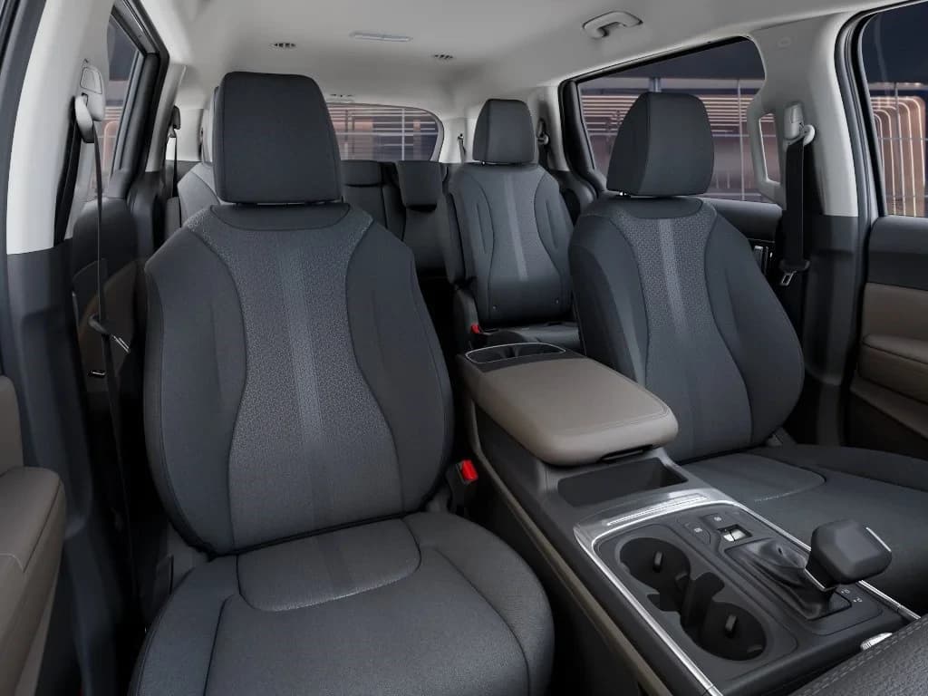 Kia Carnival LX FWD 2027 — side view