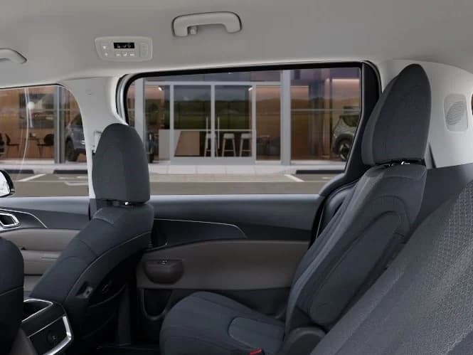 Kia Carnival LX FWD 2027 — side view