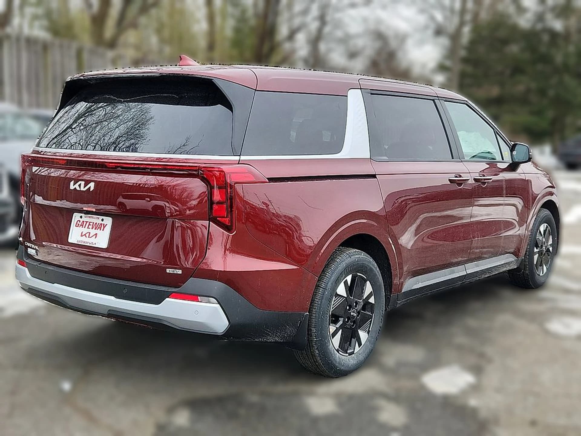 Kia Carnival Hybrid LXS FWD 2026 — side view