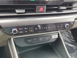 Kia Carnival Hybrid LXS FWD 2026 — side view