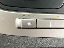 Kia Carnival Hybrid LXS FWD 2026 — side view