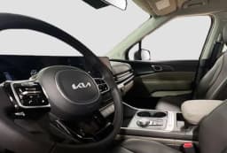 Kia Carnival Hybrid LXS FWD 2026 — side view