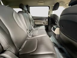 Kia Carnival Hybrid LXS FWD 2026 — side view