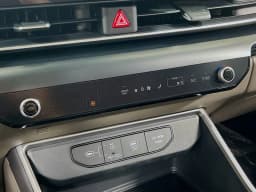 Kia Carnival Hybrid LXS FWD 2026 — side view