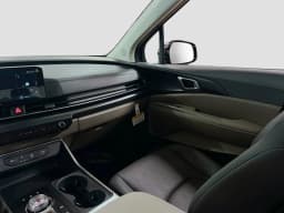 Kia Carnival Hybrid LXS FWD 2026 — side view