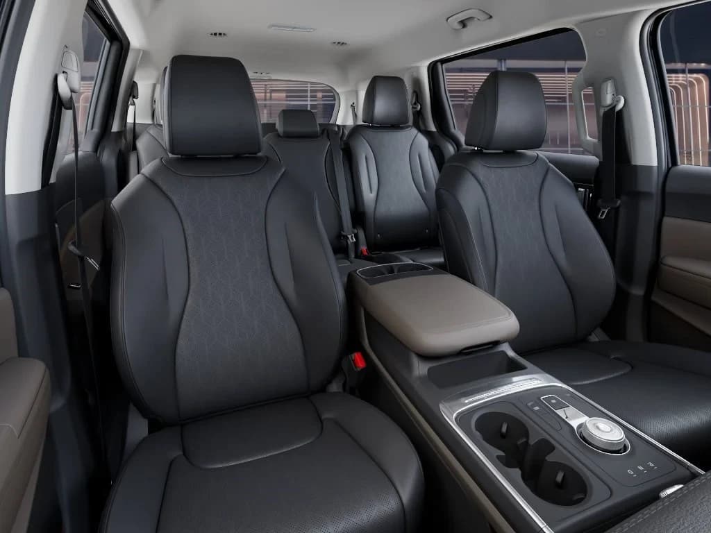 Kia Carnival Hybrid LXS FWD 2027 — side view
