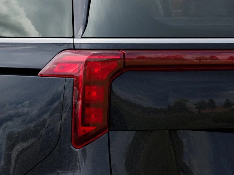 Kia Carnival Hybrid LXS FWD 2027 — side view