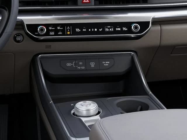 Kia Carnival Hybrid LXS FWD 2027 — side view