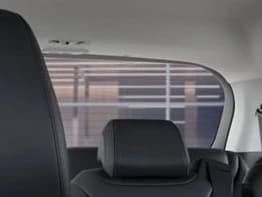 Kia Carnival Hybrid LXS FWD 2027 — side view
