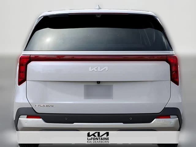 Kia Carnival EX FWD 2026 — side view