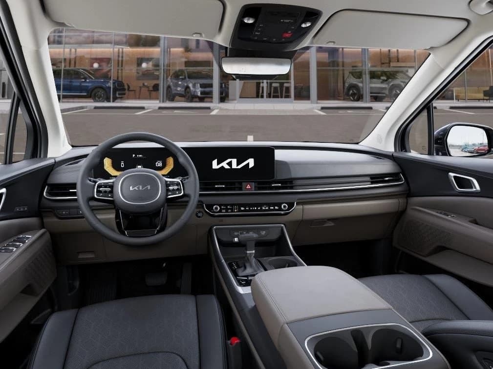 Kia Carnival EX FWD 2026 — side view