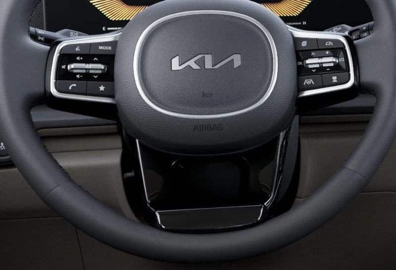 Kia Carnival EX FWD 2026 — side view