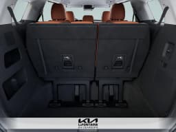 Kia Carnival EX FWD 2026 — side view